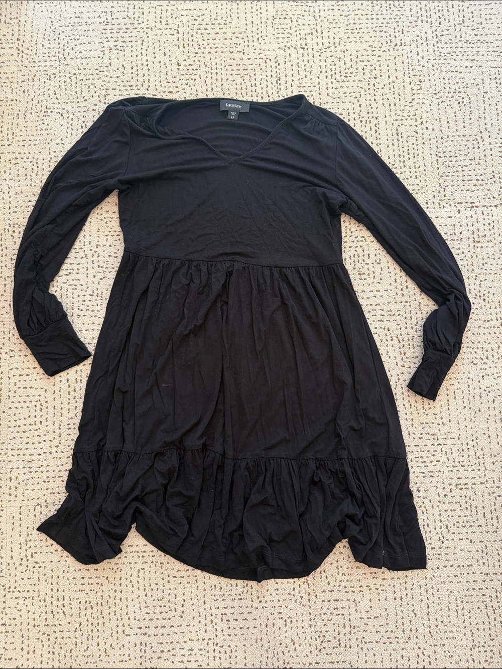 Karen Kane Black V-Neck Long Sleeve Tiered Dress